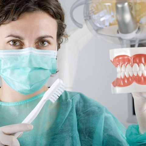Стоматолог гигиенист в Новосибирске