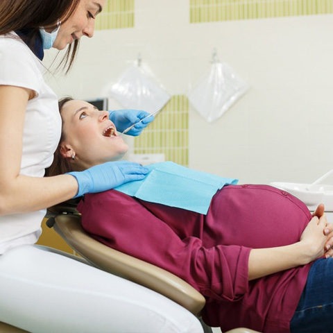 Лечение зубов при беременности в Новосибирске